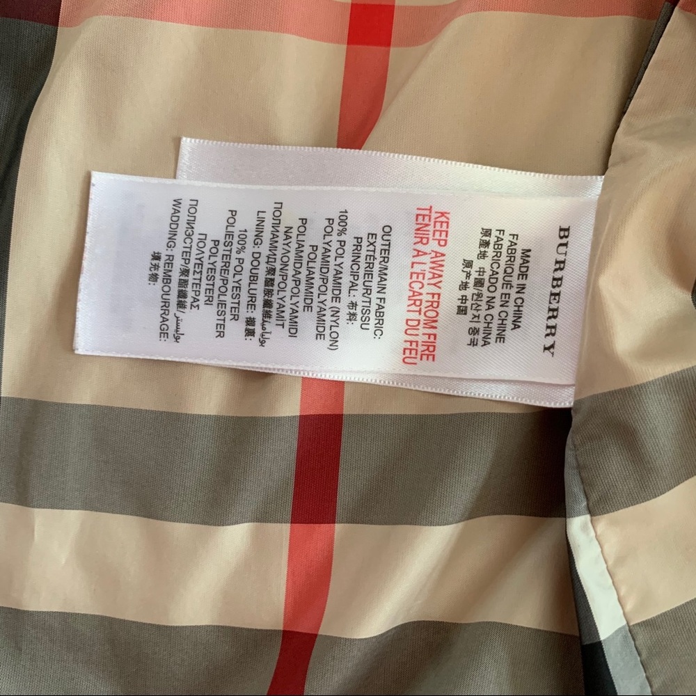 *SOLD* Unisex Burberry Quilted Jacket - Picture 9 of 10
